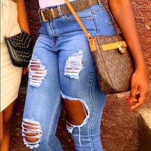 Fashionnova high waisted jeans 👖